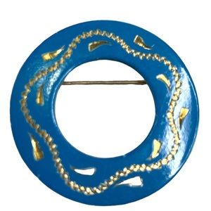 Vintage blue‎ and gold enamel brooch.